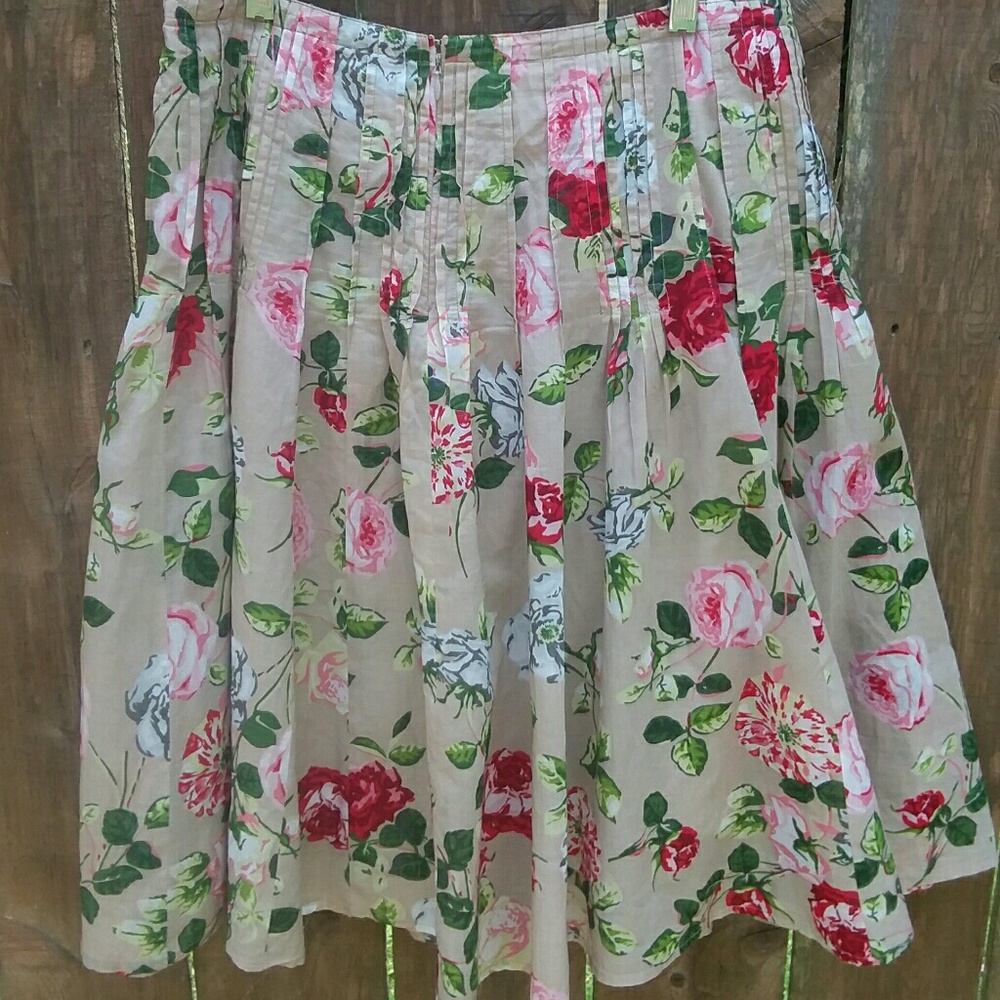 CAbi Rose Lawn Skirt A-Line Size 8